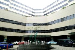 Gleneagles Hospital (D10), Retail #502738731